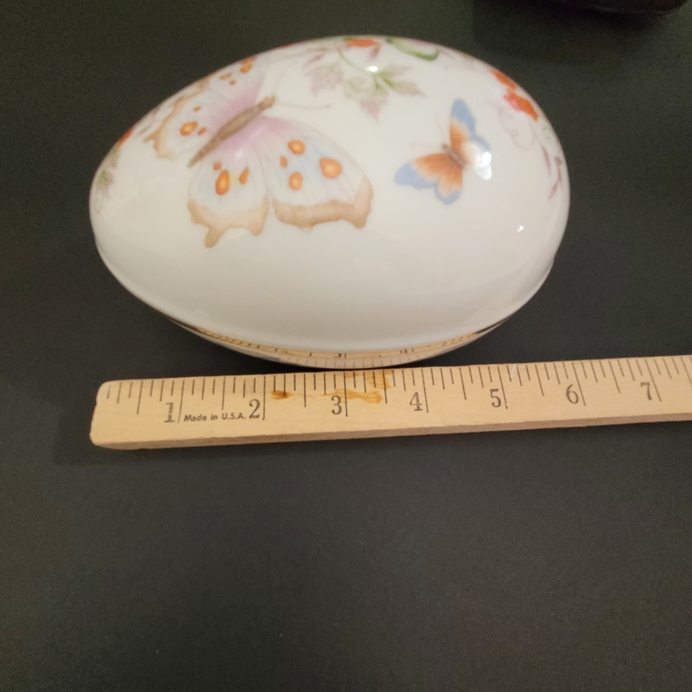 *2A 1979 Avon porclain egg trinket box 22K gold trim vintage butterfly … - Picture 9 of 11